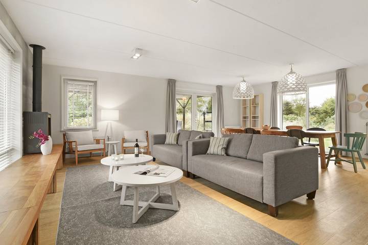 Bungalow für 10 Personen, mit Terrasse und Balkon/Terrasse auf Texel - 4