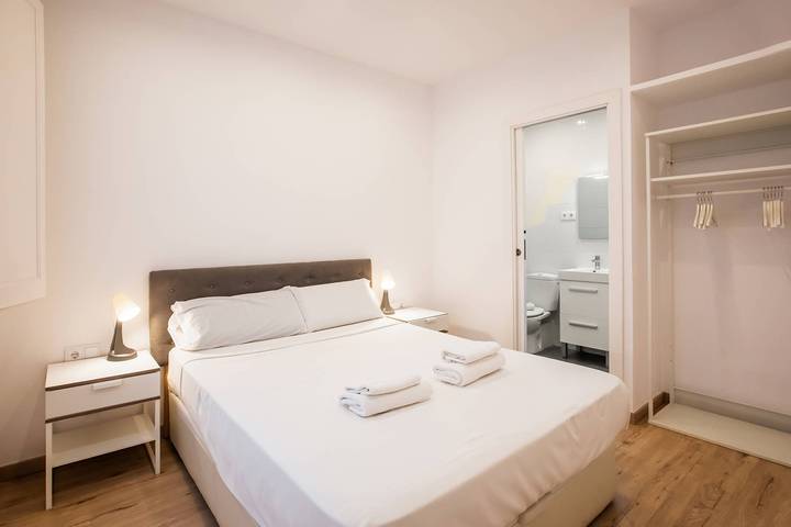 Ganze Wohnung, Tua44Paa1129 - Carrer de Pau Alsina 57 in Barcelona Zentrum, Barcelona