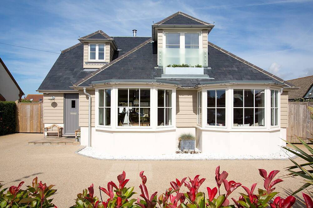 Holiday Home for 12 People in West Wittering, West Sussex