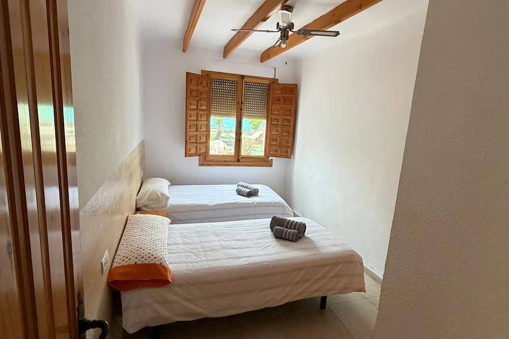 Homerez - Villa with Pool in Alicante in La Marina, Elche