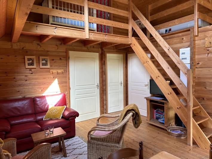 Gîte pour 6 personnes, avec piscine, adapté aux familles à Sainte-Mondane - 4