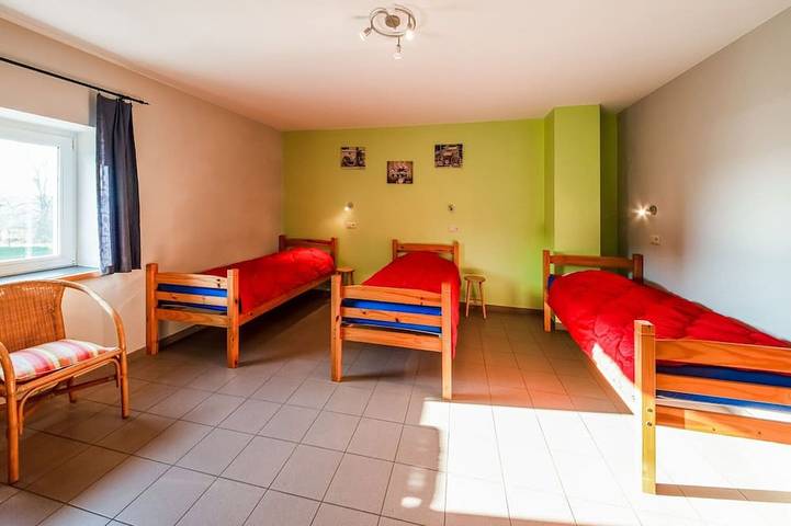 Gîte pour 20 personnes, avec jacuzzi ainsi que jardin et sauna, animaux acceptés dans Ambly - 3