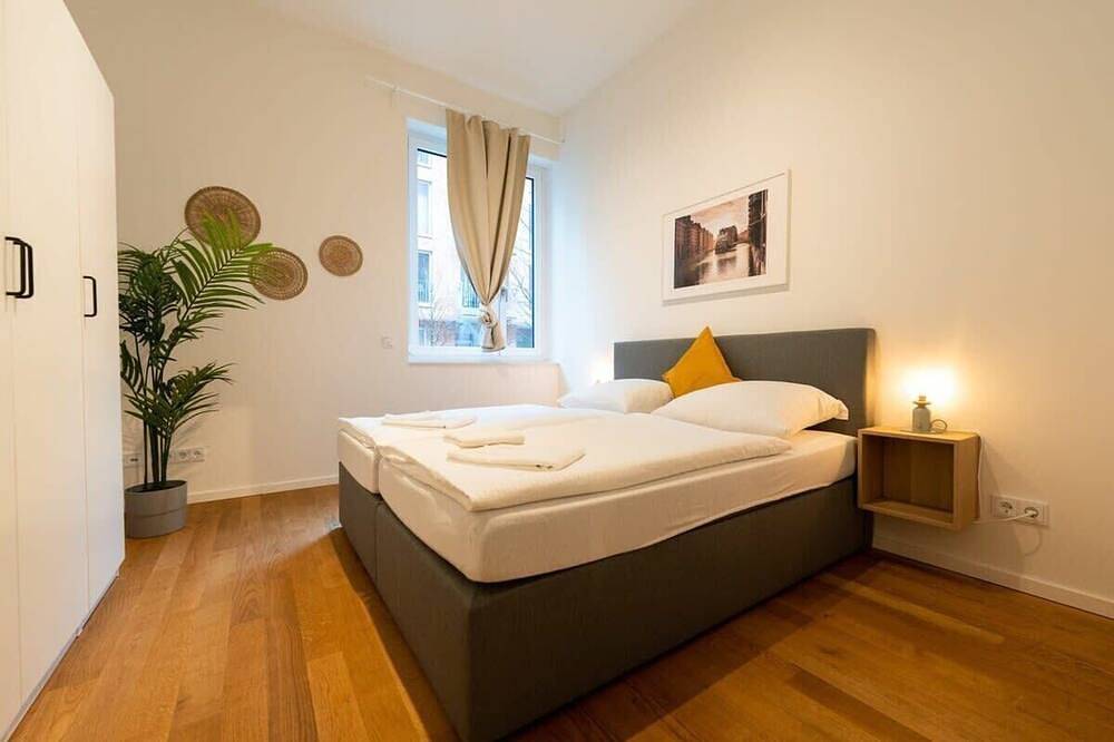 Ganze Wohnung, Spacious apartment for 10 near Quartierpark in Altona Hamburg, Hamburg