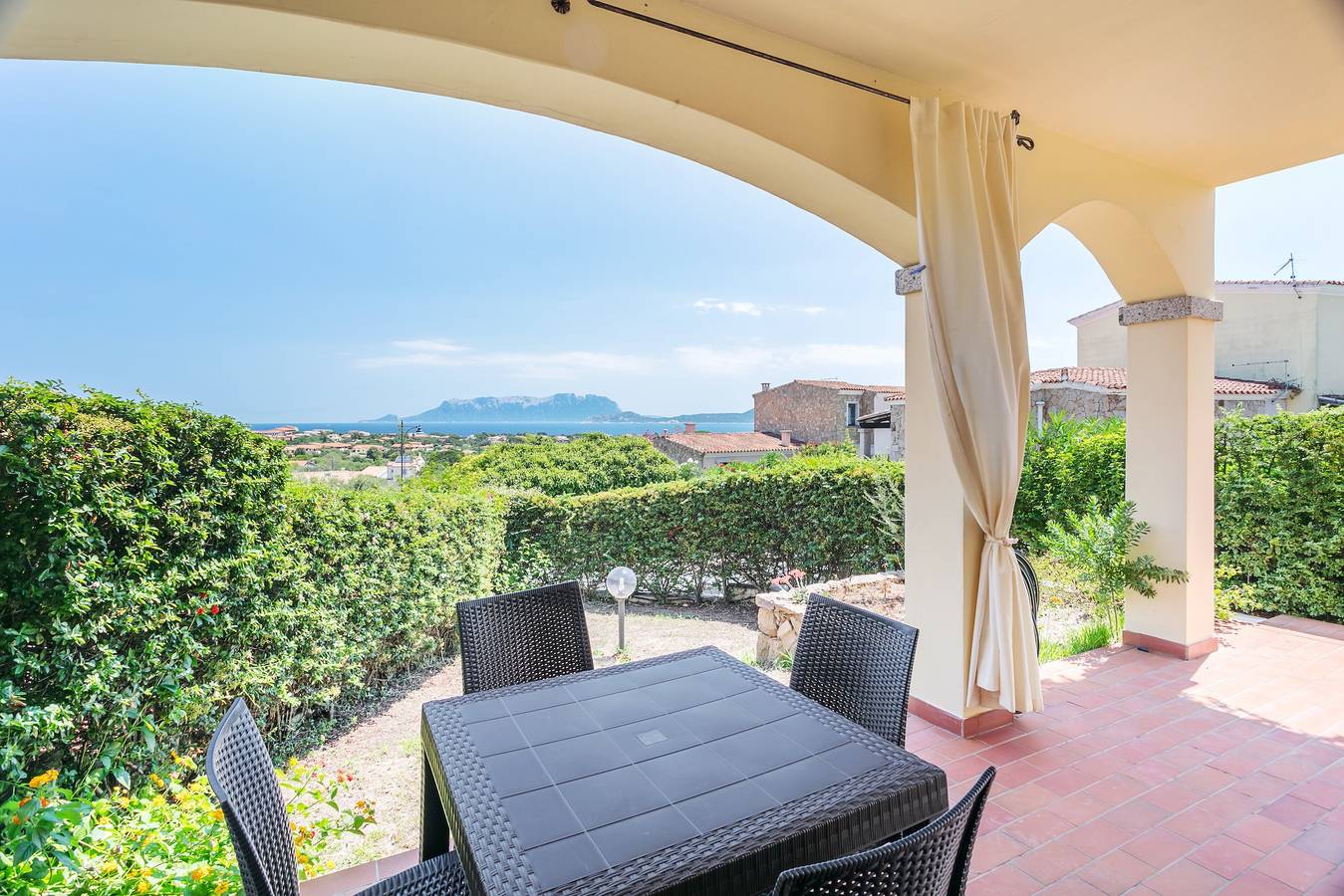 Apartamento entero, Lindo apartamento con vistas al mar - Appartamento le Farfalle in Pittulongu, Costa Smeralda