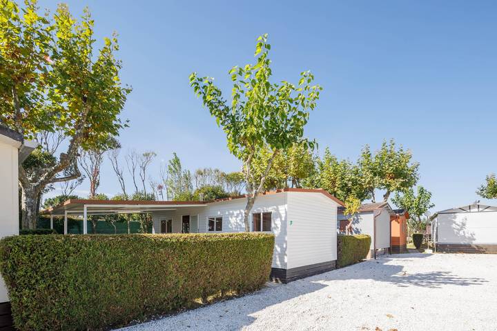 Bungalow para 5 pessoas, com Jardim e Piscina infantil em O Grove