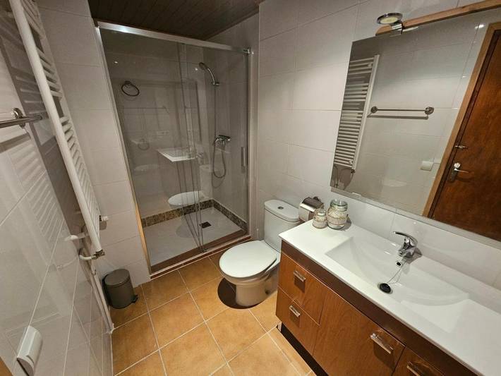 Location de vacances pour 8 personnes, avec vue et balcon à Cretas - 3