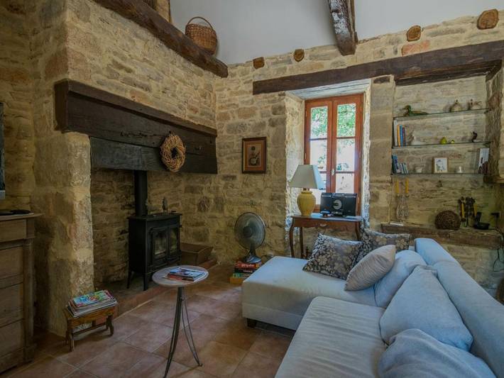 Location de vacances pour 6 personnes, avec piscine ainsi que jardin et terrasse, animaux acceptés à Lavercantière - 4