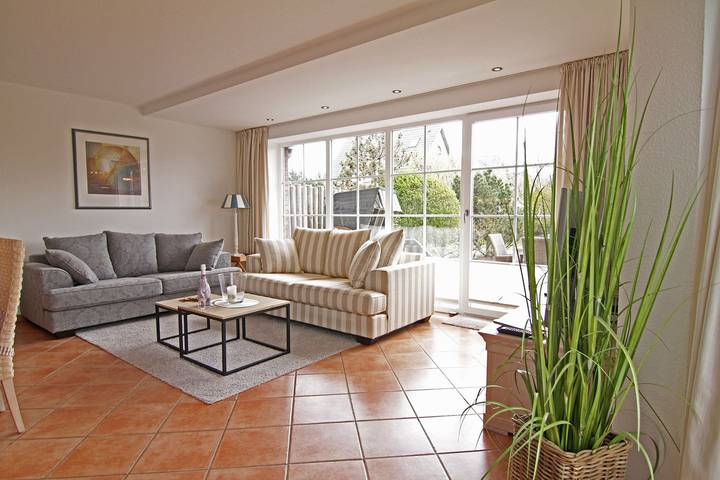 Ferienhaus für 6 Personen, mit Garten in Wenningstedt - 3