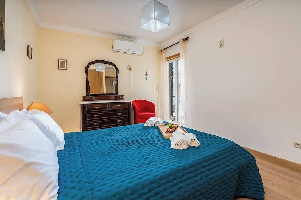 Entire apartment, Hostwise – Bright and Spacious Flat in Vila Real de Santo António, Faro District
