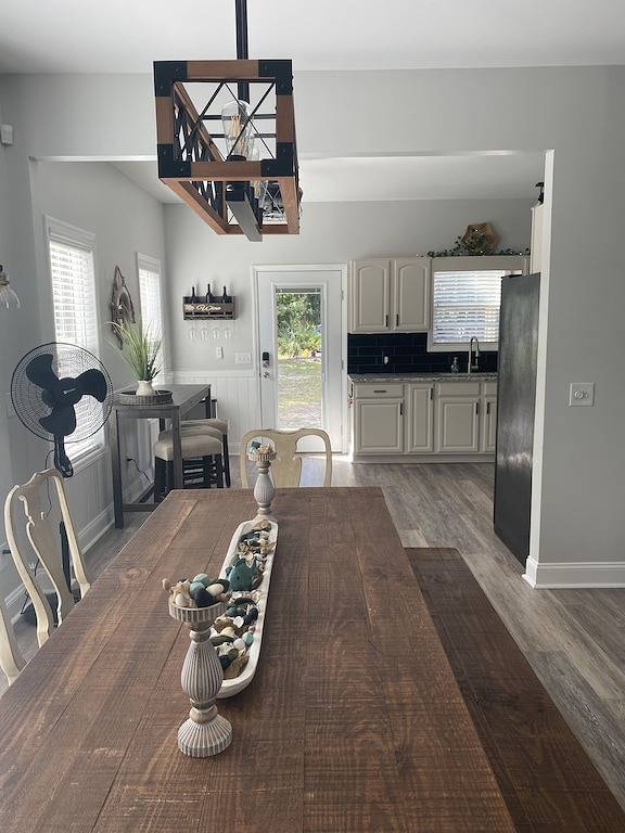 Vacation rental for 10 people, with yard and balcony in Oak Island (NC)