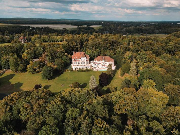 Hôtel pour 2 personnes, avec Terrasse et Jacuzzi ainsi que Jardin et Piscine