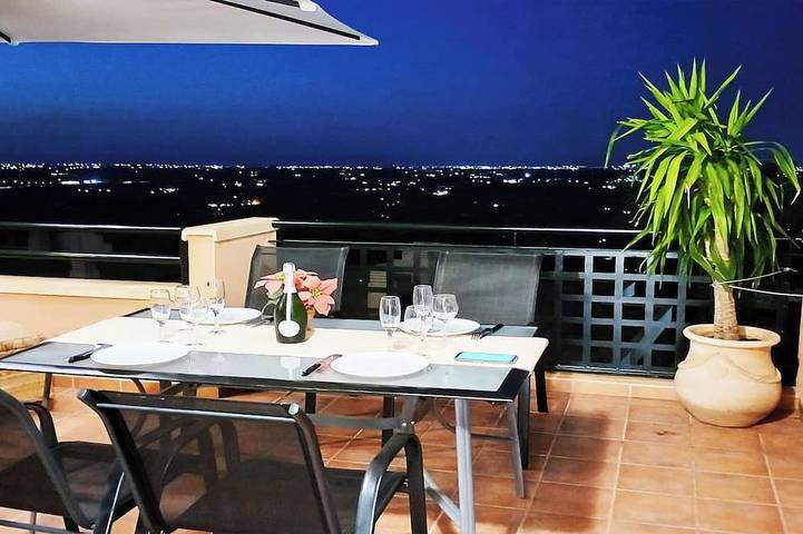 Ferienwohnung für 4 Personen, mit Pool und Garten