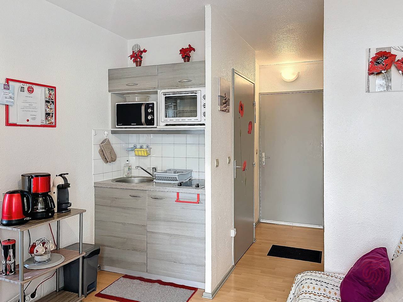 Appartement entier, Joli F2 avec balcon, animaux acceptés in Lamalou-les-Bains, Région de Béziers