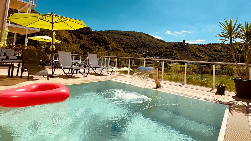 Hotel für 4 Personen, mit Balkon/Terrasse und Terrasse sowie Pool und Sauna an der Mosel - 4