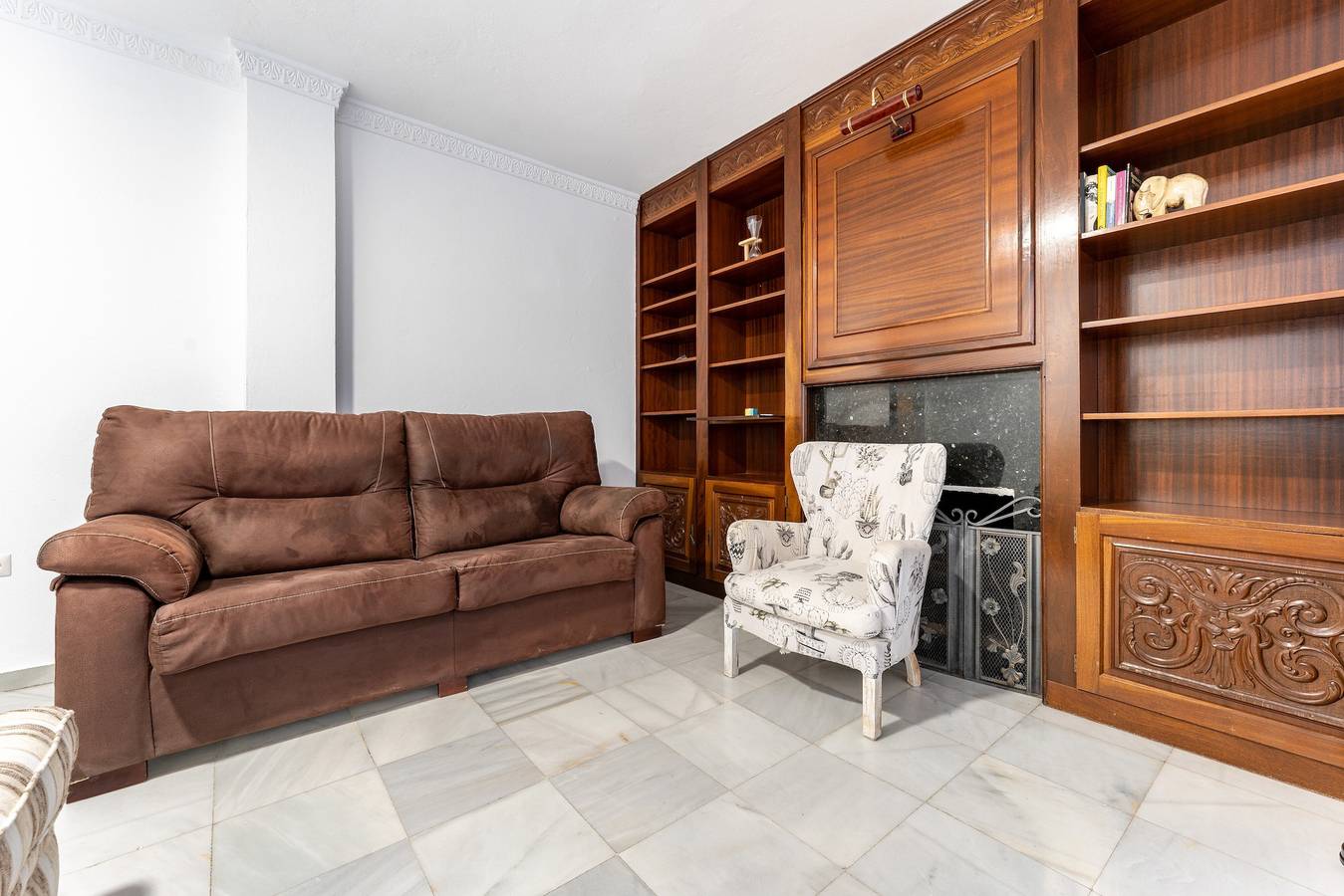Holiday Home 'Capitán' with Private Terrace, Balcony & Wi-Fi in Fuengirola Centre, Fuengirola
