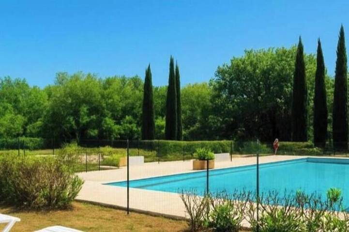 Gîte pour 2 personnes, avec Piscine dans Thermes de Gréoux les Bains