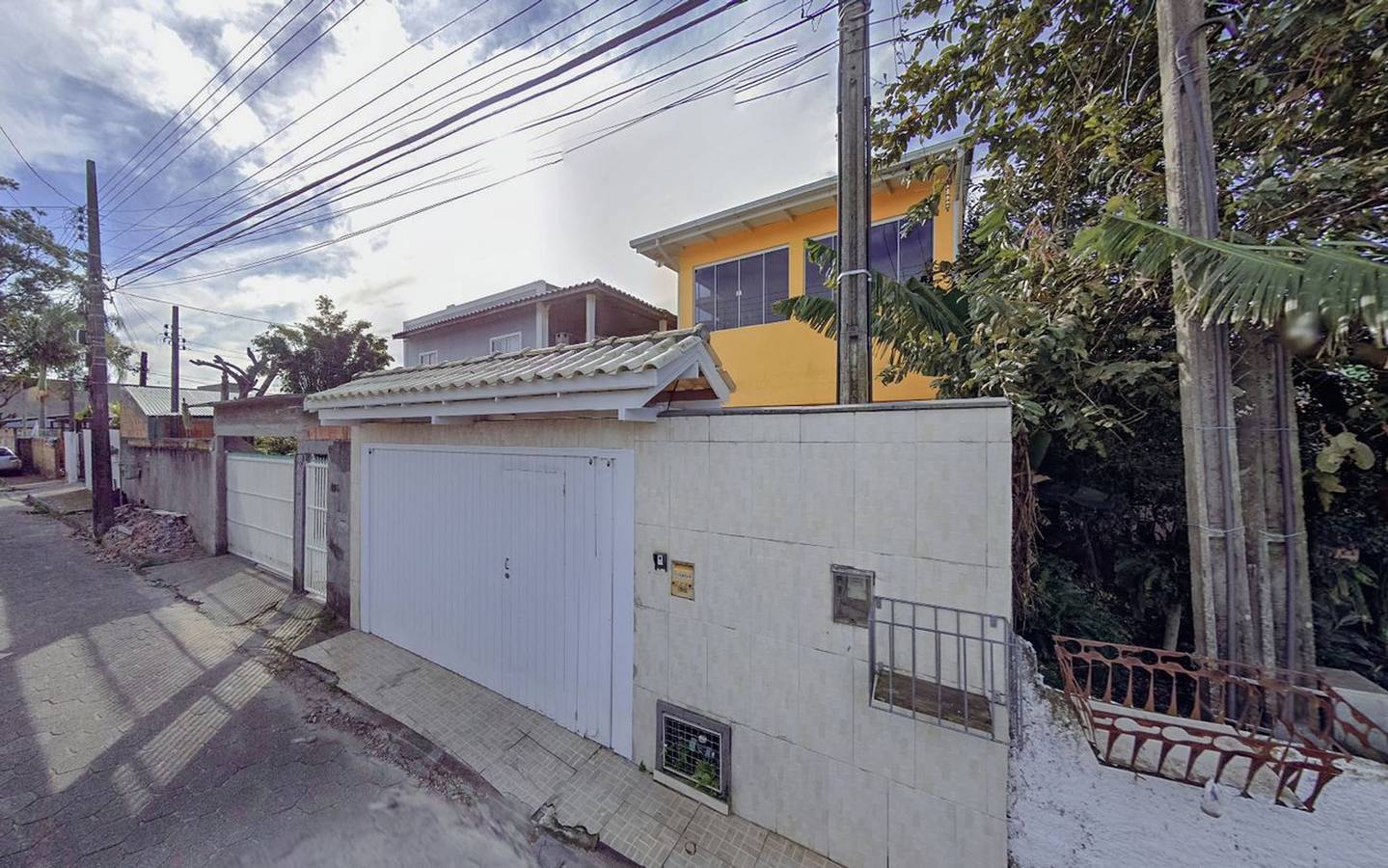 Casa com Ar e Wi-fi próxima à Praia da Tapera in Florianópolis, Litoral Catarinense