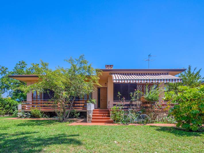 Location de vacances pour 6 personnes, avec jardin dans Marina di Pietrasanta - 2