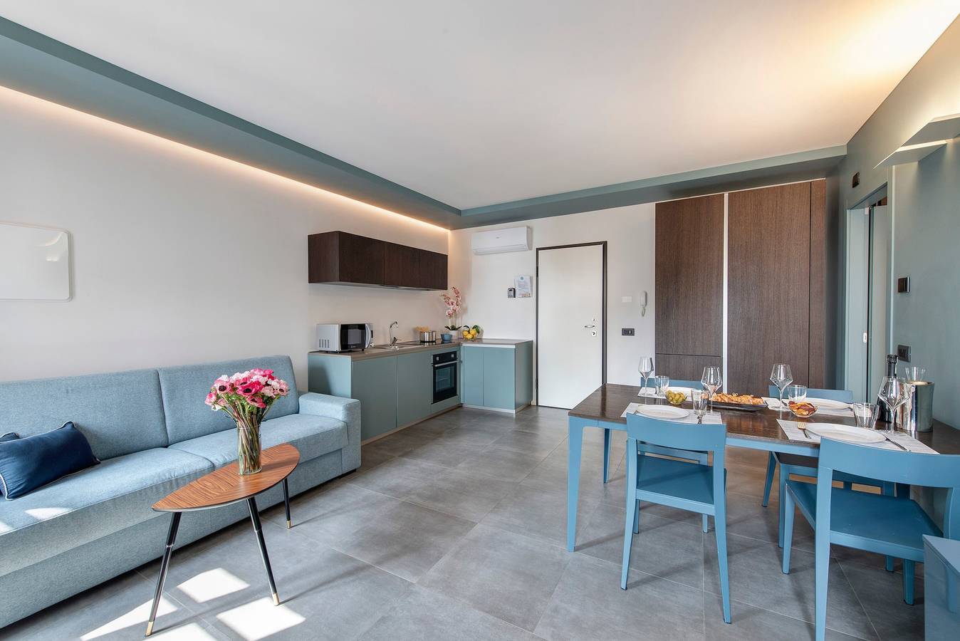 Appartement entier, Appartement 'Gemhouse Turchese Garda Lake' avec vue sur le lac, Wi-Fi et climatisation in Gargnano, Montagnes autour du lac de Garde