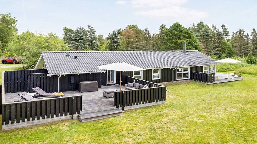 Ferienhaus für 7 Personen, mit Sauna und Pool sowie Whirlpool in Bratten