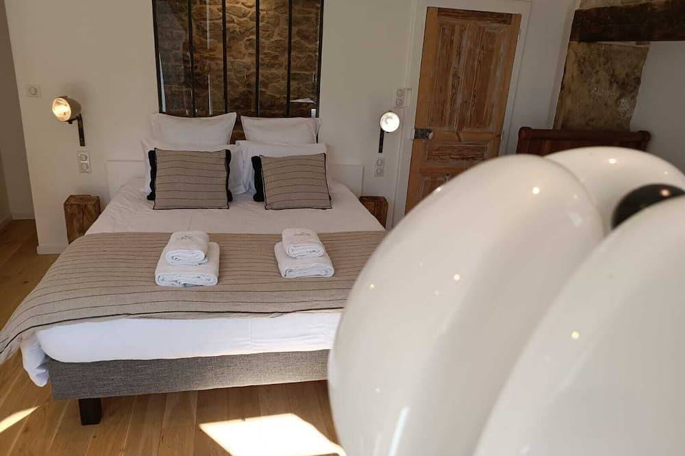 L'Autre Maison - La forge réductions avant la saison in Bozouls, Aveyron