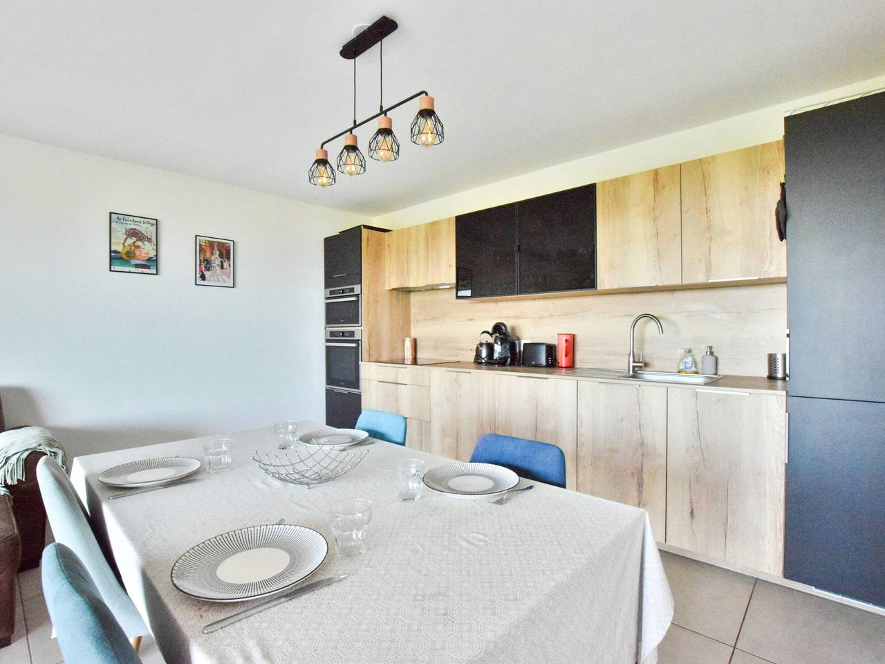 Apartamento entero, Moderno apartamento nuevo con balcón y garaje en Évian in Évian-les-Bains, Thonon-les-Bains region