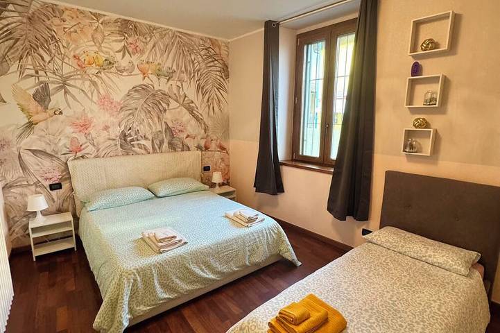 Appartamento intero, Casa Di Mirco - Ampio E Moderno Bilocale in Castenedolo, Provincia di Brescia