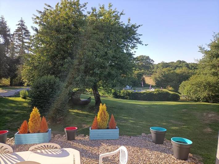 Location de vacances pour 4 personnes, avec piscine ainsi que jardin et jacuzzi, adapté aux familles à Crozant - 4