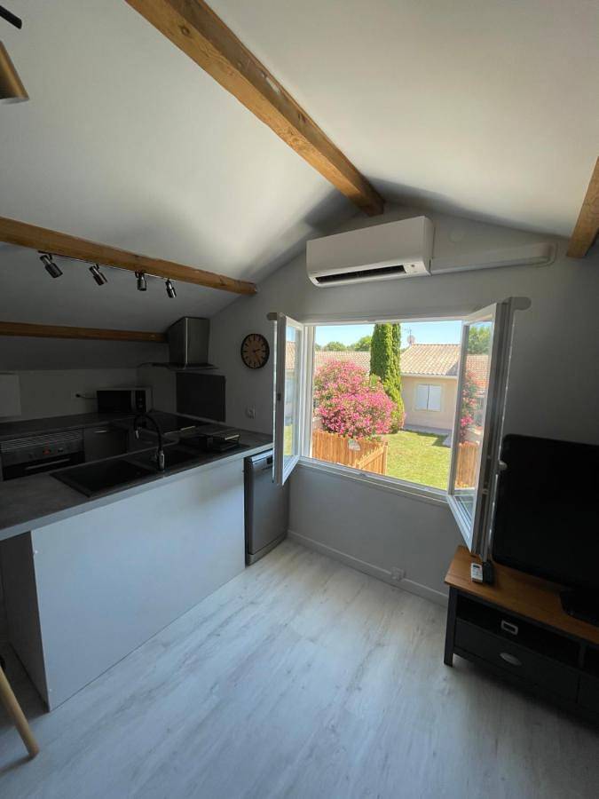 Appartement entier, Appartement cosy avec terrasse in Cestas, Région de Bordeaux