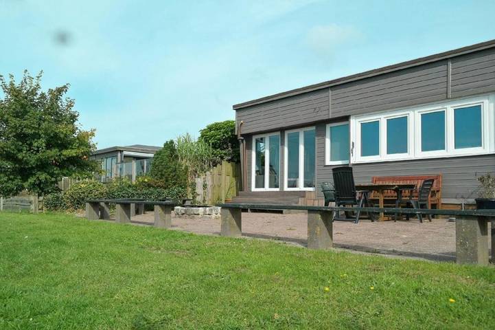 Ferienhaus für 8 Personen, mit Terrasse und Sauna in Anjum - 2
