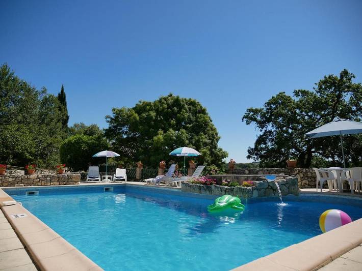 Maison de vacances pour 9 personnes, avec piscine ainsi que jardin et vue
