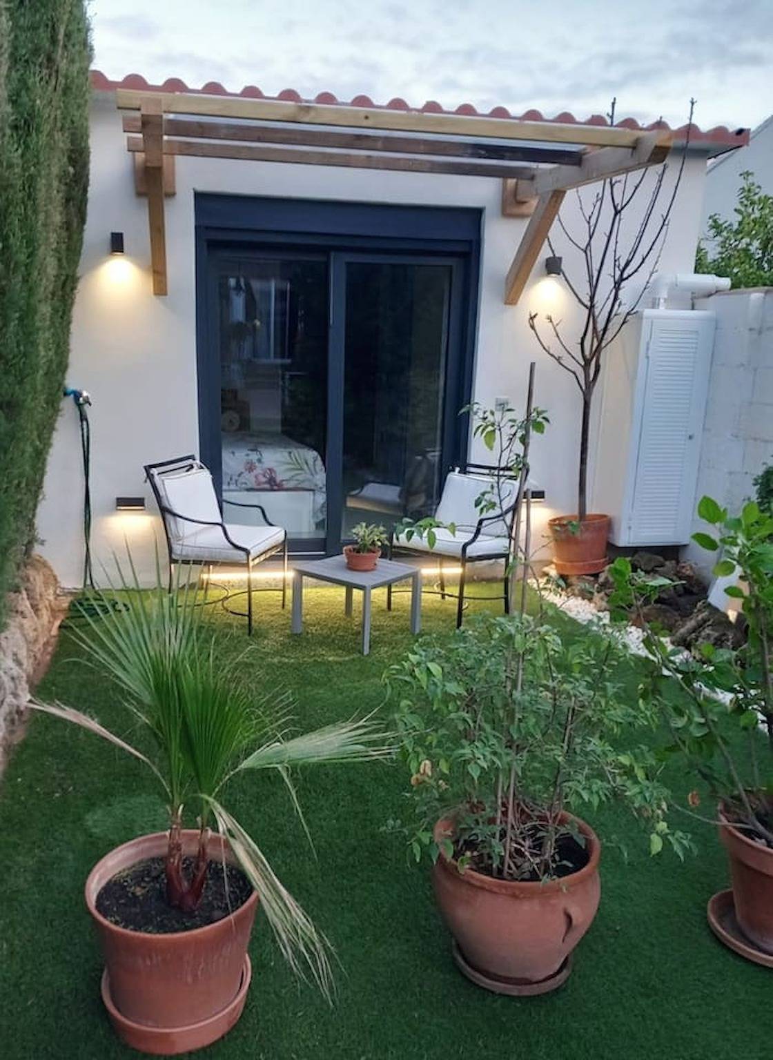 Ganzes Studio, Charmantes Studio in Riogordo - 18 m² - Sonnige Terrasse in Riogordo, Málaga Provinz
