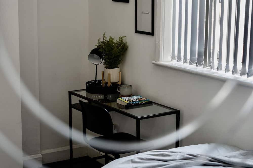 Appartamento intero, Casa Lobo's Beautiful Suites +free offroad parking -Suite#2 in Wolverhampton, Birmingham e dintorni