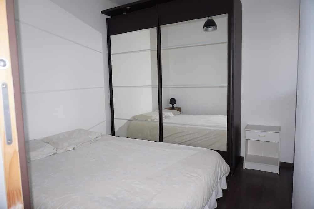 Geheel appartement, F1 36m2 met terras en een eigen parkeerplaats. in La Roquette-sur-Siagne, Cannes regio