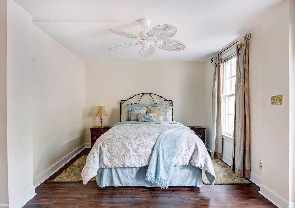 Ganze Wohnung, Charming 1800s Garden Apt. | Dog Friendly + Garage in Savannah, Chatham County