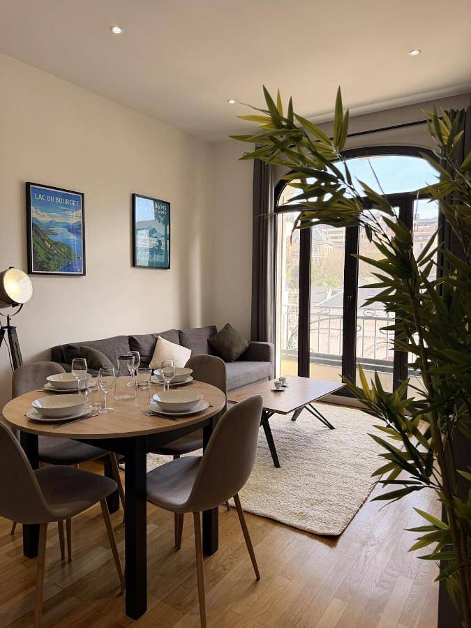 Gîte pour 4 personnes, avec vue dans Office de Tourisme d'Aix les Bains