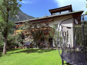 Ferienwohnung für 6 Personen, mit Balkon und Garten, kinderfreundlich in Leutasch