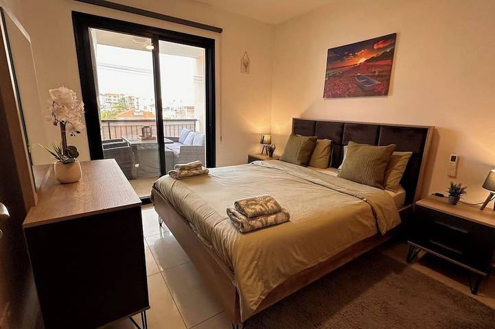 Gîte pour 4 personnes, avec piscine et balcon dans Oróklini - 3