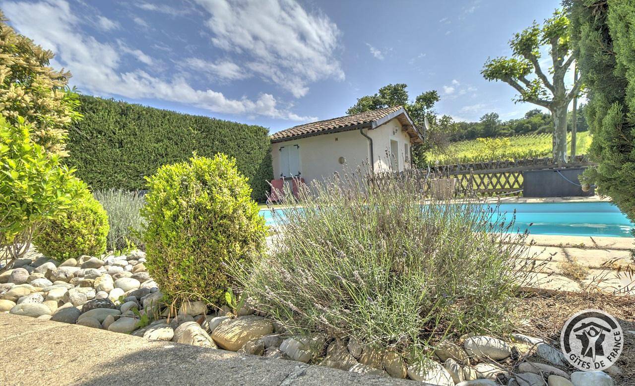 Les Pierres in Pommiers, Beaujolais