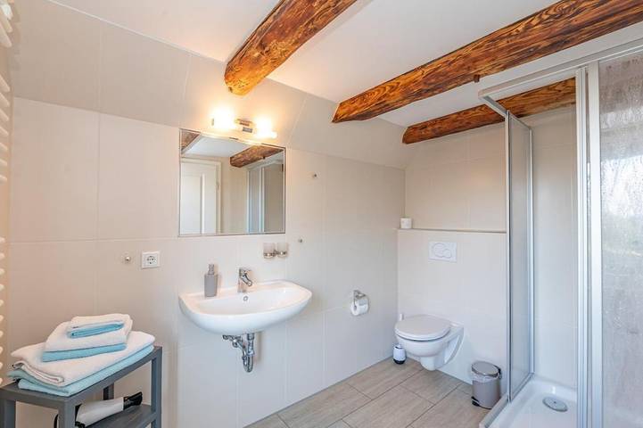 Ferienwohnung für 5 Personen, mit Garten und Ausblick sowie Terrasse in Grünendeich - 4