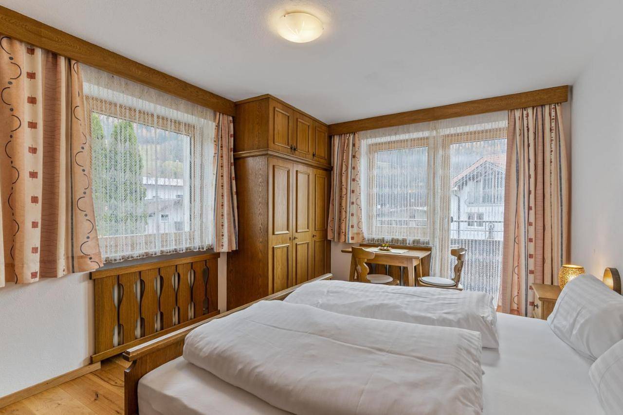 Three-Bedroom House in Glockturmkamm, Ried im Oberinntal