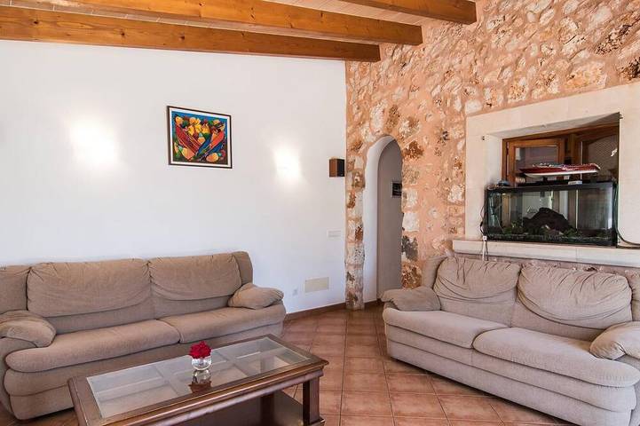 Traumhaftes Haus in Shorta mit privatem Swimmingpool, der sowohl drinnen als. in s'Horta, Felanitx