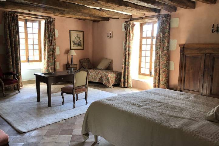 Gîte pour 7 personnes, avec jardin à Parçay-sur-Vienne - 2