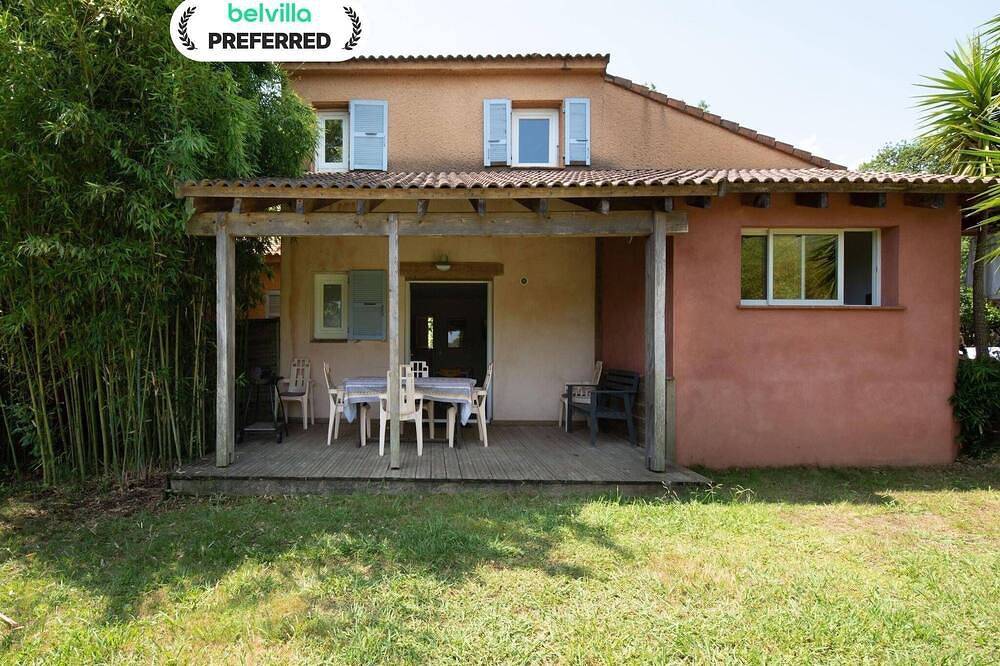 Villa in Poggio-Mezzana by the Beach in Poggio-Mezzana, Corte region