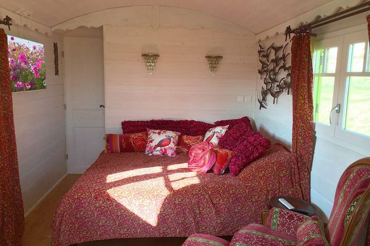 Gîte pour 2 personnes, avec jacuzzi ainsi que piscine et jardin à Simeyrols - 2