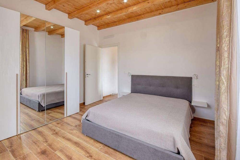 Apartamento entero, Increíble apartamento de 1 dormitorio. in Chiavari, Riviera di Levante