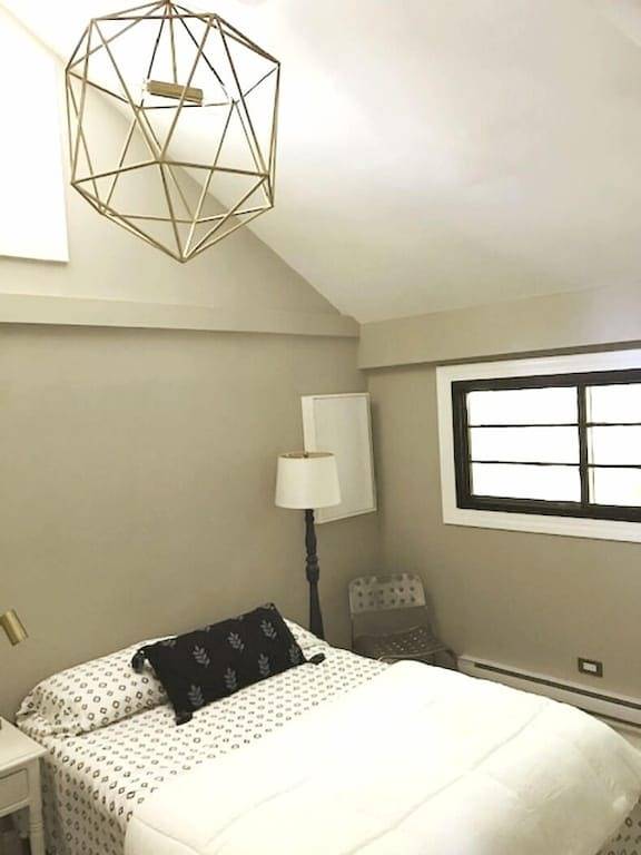 Vacation house for 16 people, with yard in Michigan