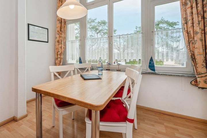 Ganze Wohnung, Villa Germania 06 - direkt an der Promenade von Ahlbeck in Drei Kaiserbäder, Heringsdorf