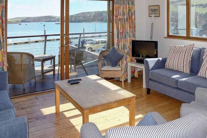 2 chambres à coucher à Fore St in Salcombe, South Devon
