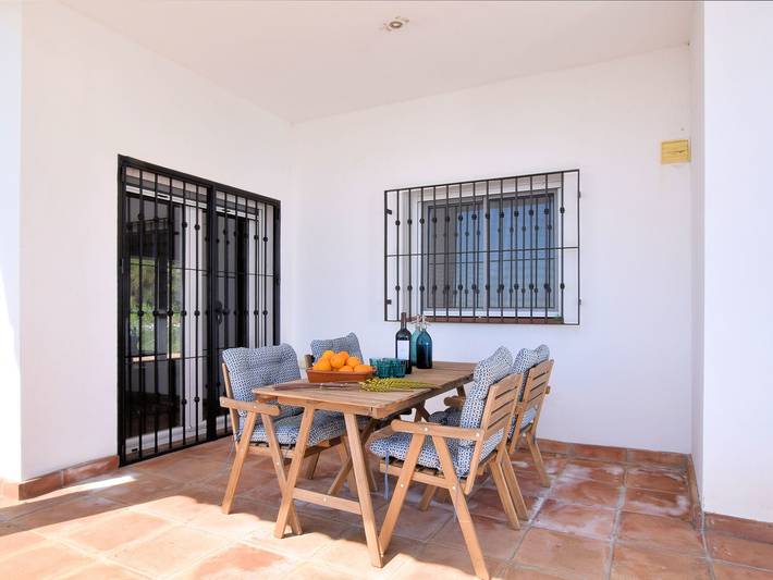 Chalet para 8 personas, con terraza además de piscina y jardín, Familias con niños en Provincia de Málaga - 3